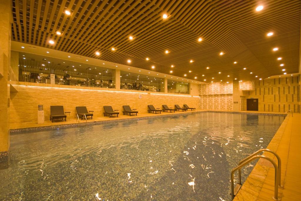 Hongshan Hotel Wuhan Exteriör bild