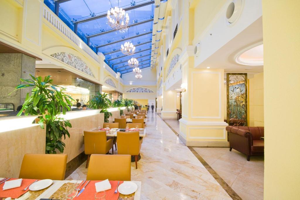 Hongshan Hotel Wuhan Exteriör bild